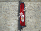 ˳        Renault Trafic /